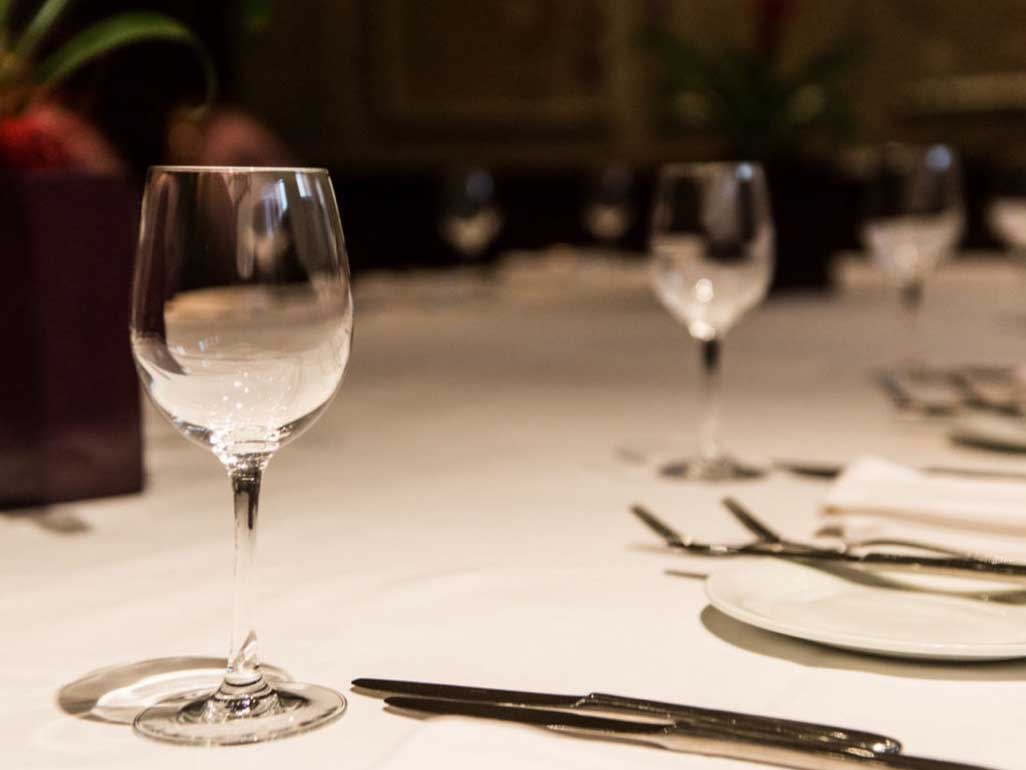 forbury-roseate-hotel_private-dining-main-page Forbury Roseate: the Cellar dining room