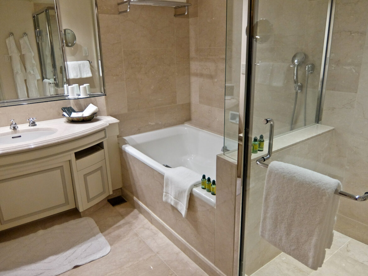 Hotel Chinzanso Tokyo Bathroom