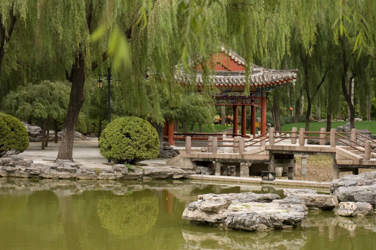 ritan-park-in-autumn Best time to visit Beijing in Autumn : Ritan Park