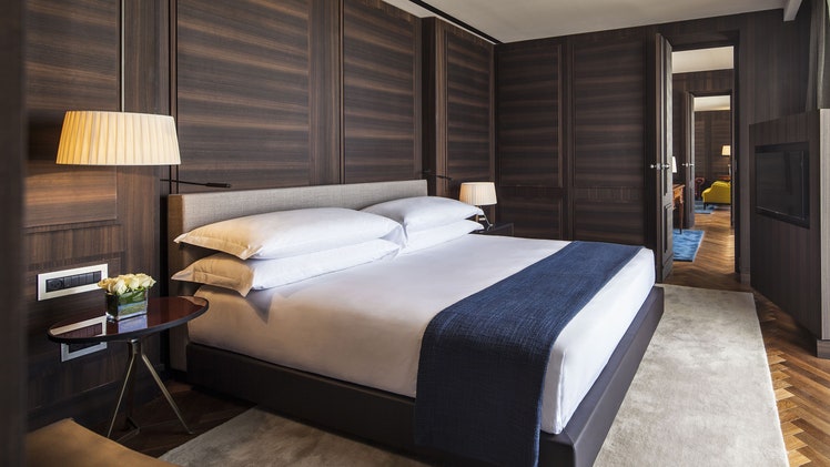 Discover Luxurious Comfort and Unmatched Location at Carlton Tel Aviv - A Complete Review of Your Next Dream Getaway