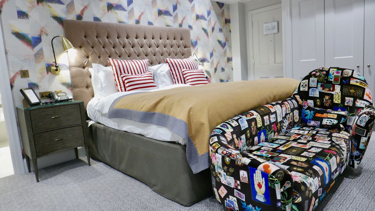 bristol-harbour-hotel-corner-suite Bristol Harbour Hotel corner suite